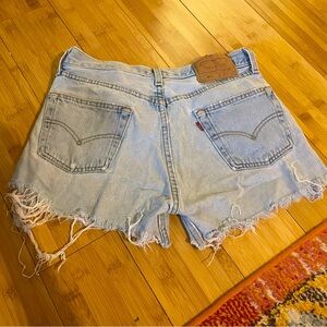 Levis Jean shorts! Super cute!